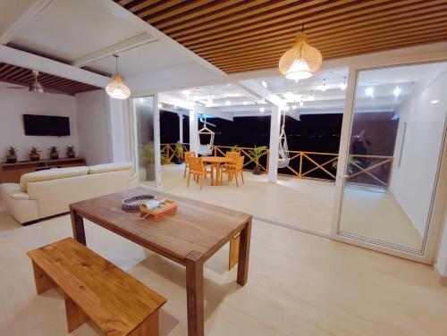 Kasakai Beachouse in 格蘭德島