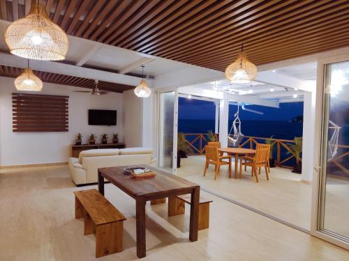 Kasakai Beachouse in 格蘭德島