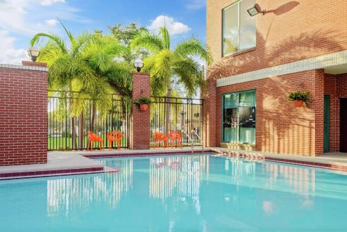 Hampton Inn By Hilton & Suites Tampa/Ybor City/Downtown