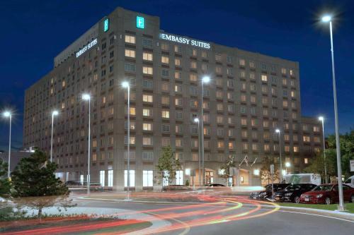 Embassy Suites By Hilton Hotel Boston At Logan Airport