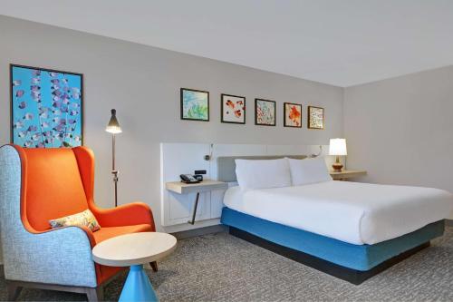 King Room room in Hilton Garden Inn Jacksonville JTB/Deerwood Park
