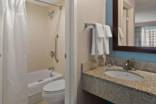 Sonesta Select Spartanburg - image 3