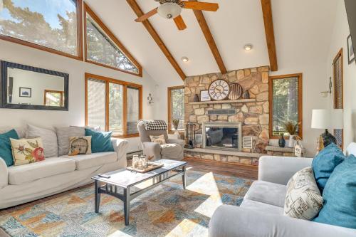 Lake Harmony Home Near Big Boulder! in Lake Harmony, USA