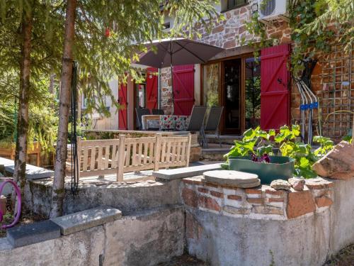 Rõdu/terrass, Country House near Parc du Morvan with Pool in Tintury