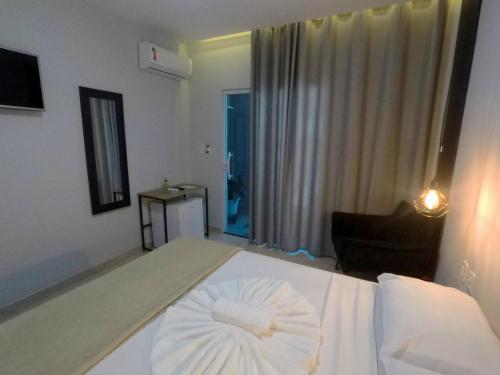 Suite with Balcony image 6