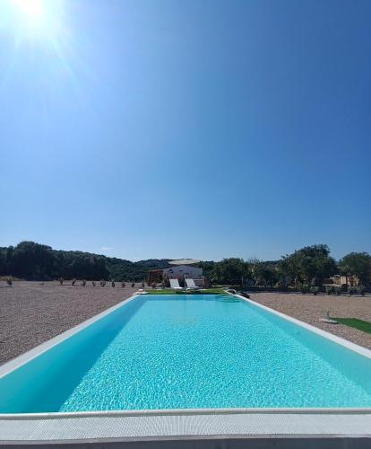  Gallura country luxury rooms, Pension in SantʼAntonio