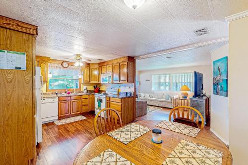 Colony Cove in Ellenton, USA