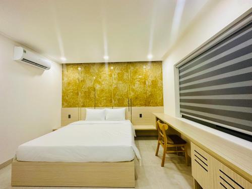 24 Gold Homestay