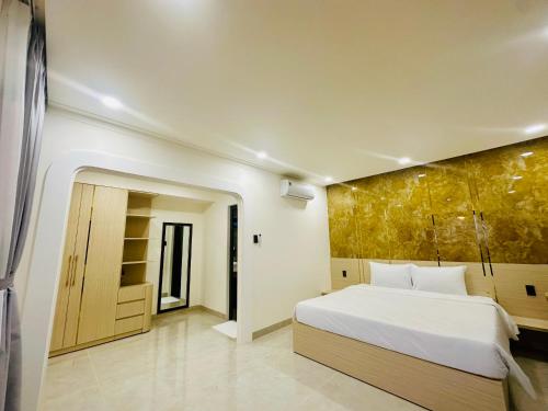 24 Gold Homestay