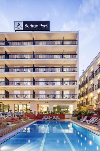 AQUA Hotel Bertran Park - image 13