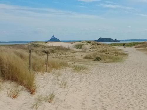 Charming holiday home in the middle of the dunes of Barneville-Carteret