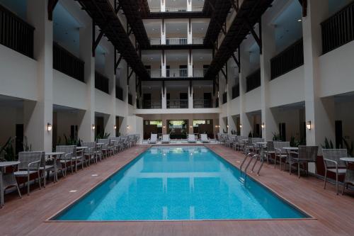 Adelina Hotel and Suites in Mati