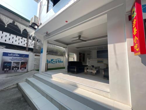 Lucky Tito Dive Resort - 상점