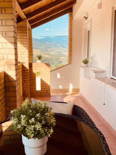 Kilátás, Matteo's House in Penne