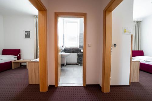 Hotel Akord - image 11