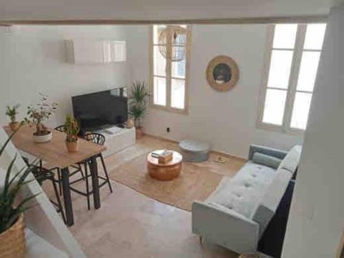 Sublime appart 70m2, 3ch (clim), 2sdb, tout equipé sur le port - Location saisonnière - La Ciotat