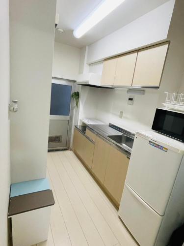 주방, STUDIO YONEGAHAMA l 米が浜通 (STUDIO YONEGAHAMA l 米が浜通) in 요코스카