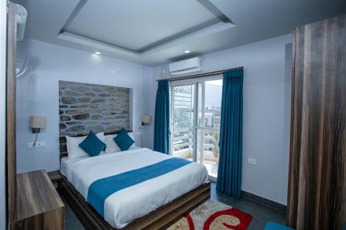 Double Room with Lake View room in CHAUTARI BOUTIQUE HOTEL