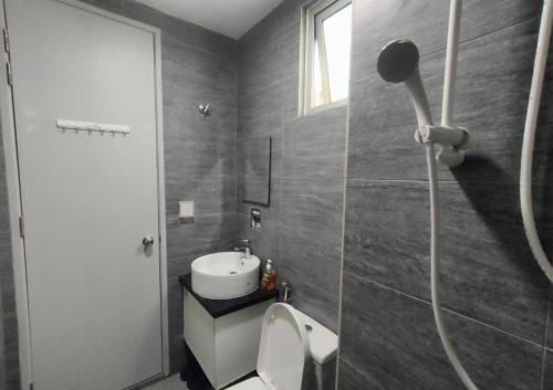 2R2B Comfy Homestay, 1-6 Pax - GA4 2R2B Comfy Homestay, 1-6 Pax - GA4