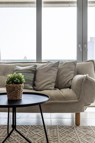 Spacious Studio in Downtown I 8 Boulevard Walk - image 13