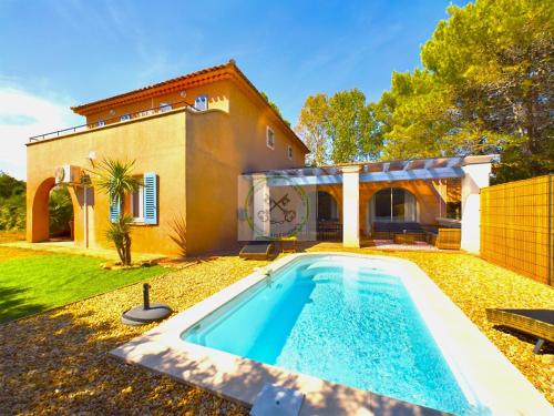 Villa 4 chambres avec piscine - Location, gîte - Fréjus