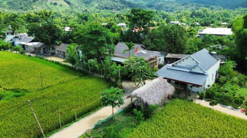 Homestay Chinh Bi in Ban Coc Lua