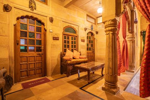 Hotel Garh Jaisal near Patwa-ki-Haveli