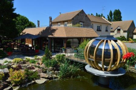 Domaine de la Haie des Granges - Hôtel - Ménilles