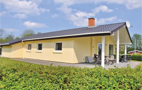 Cozy Home In Egernsund With Kitchen