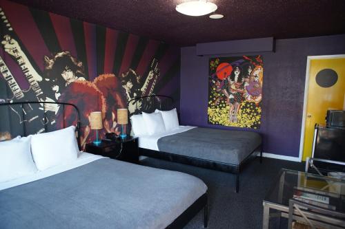 Huntington Surf Inn - image 3