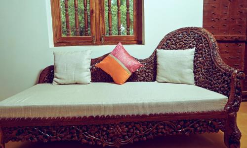 White Serenity Heritage Pool Villa near Beach Udupi