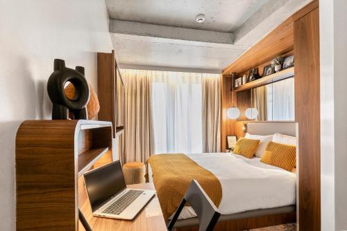 room detail thumbnail 0