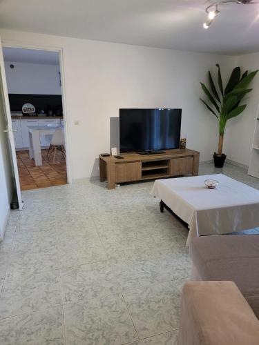 Bas de villa F3 proche Ajaccio in 庫托利哥提切亞圖