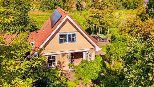 Exterior view, Huisje Avondrood near Het Lange