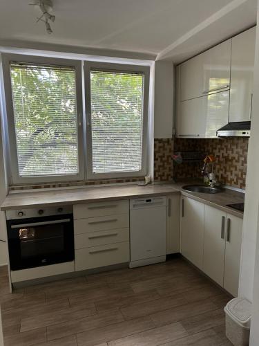 65m2 Apartment, 3 Rooms Skopje, Karpos, Skopje (photo 6)