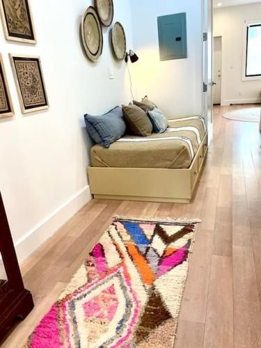 Minimalist Brooklyn Gem to Yourself in Brooklyn, USA
