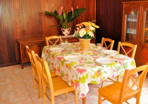 Instalaciones, Villa Des Sources Chaudes in Bouillante