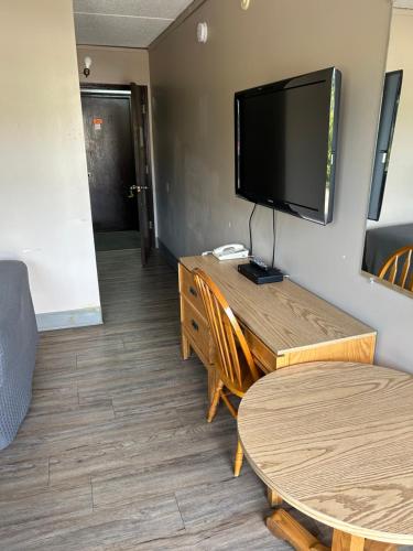 Cedar Inn in ลอยด์มินส์เตอร์