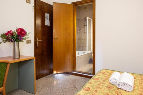 Camelia Rooms Venice Guesthouse - image 13