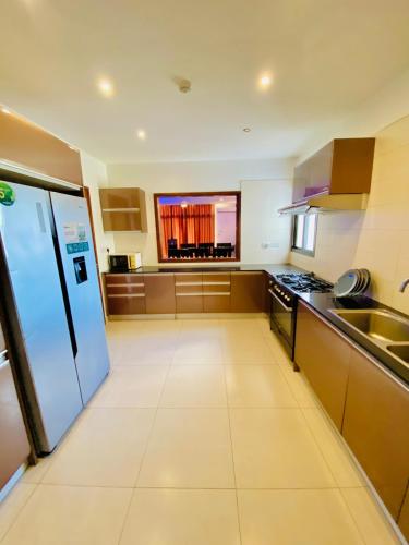 BrandNew Lovely 3 Bedroom Apartment
