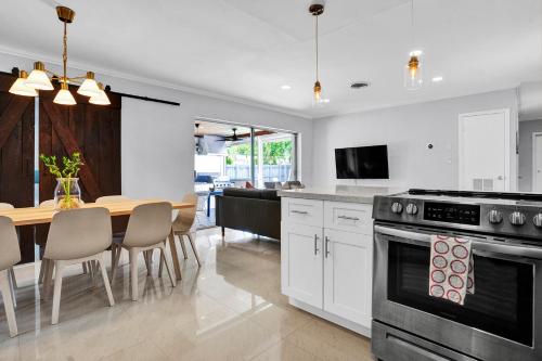 Facilities, Outdoor Paradise in Lauderhill