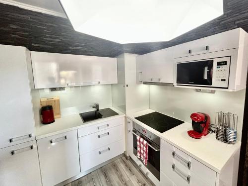 Apartmánik v tichom nádvorí - free parking, Bratislava (fotografie 9)