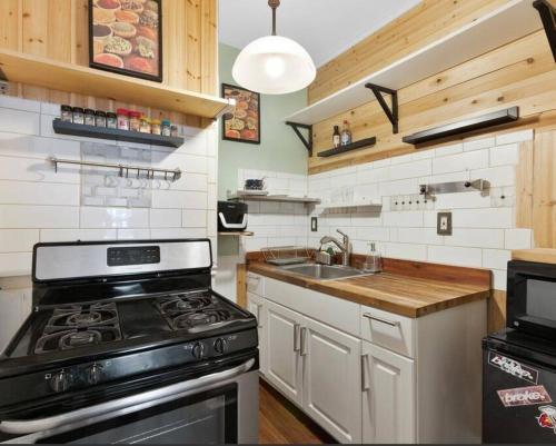 Beautiful Studio Apartment in Historic House in New Haven, USA