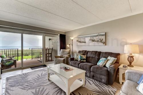 Panoramic Oceanview Condo