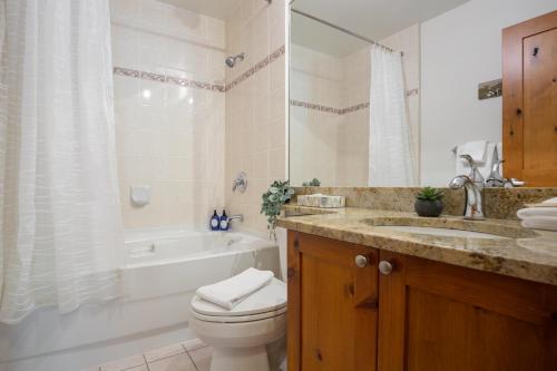 2BR | Symphony | Dog Friendly | Hot Tub | Private Balconies | Village Location | Parking - image 4