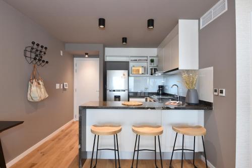 ZENHAUS - Vistas al Mar en Exclusivo Apartamento con Garage in Malvín