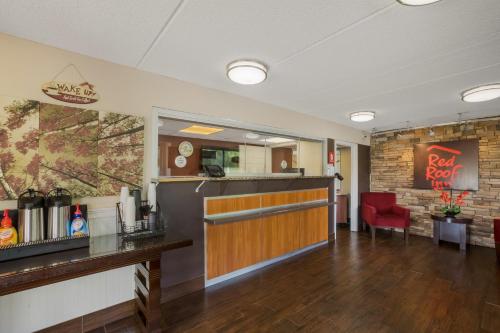 Lobby, Red Roof Inn Atlanta South - Morrow in Morrow (GA)