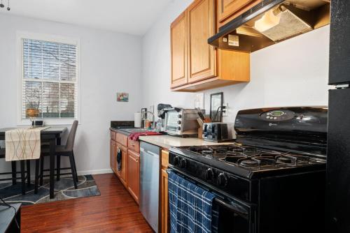 Cozy 1 bdr/1br near downtown