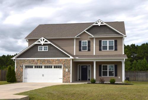 Peytons Ridge - entire house near Camp Lejeune and beaches