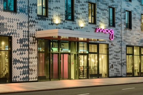 Moxy Dresden Neustadt - image 14